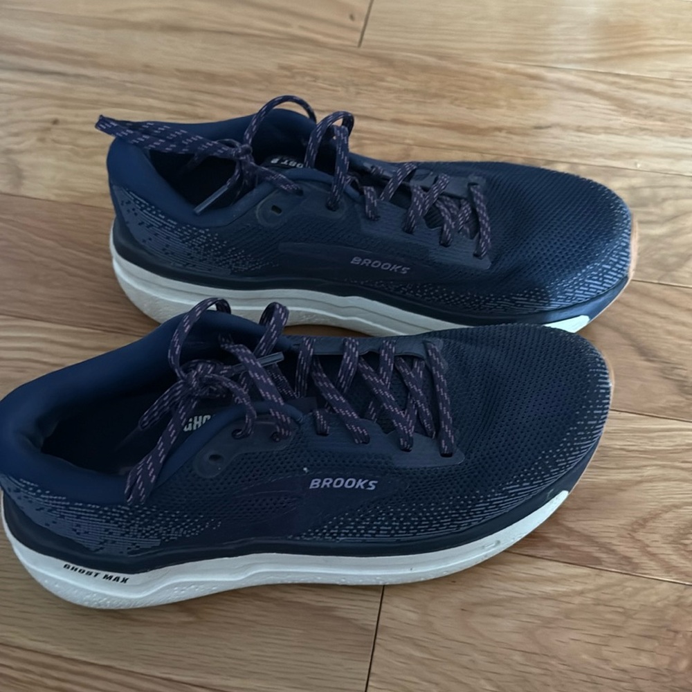 Brooks Ghost Max